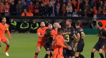 1633981826017059007.gif 544352.gif